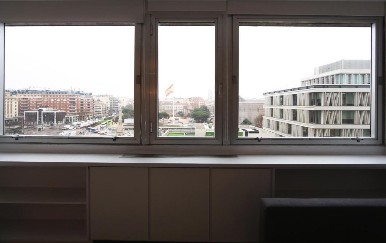 Urbantec Realty - Plaza De Colon Apartment Madrid Exterior photo