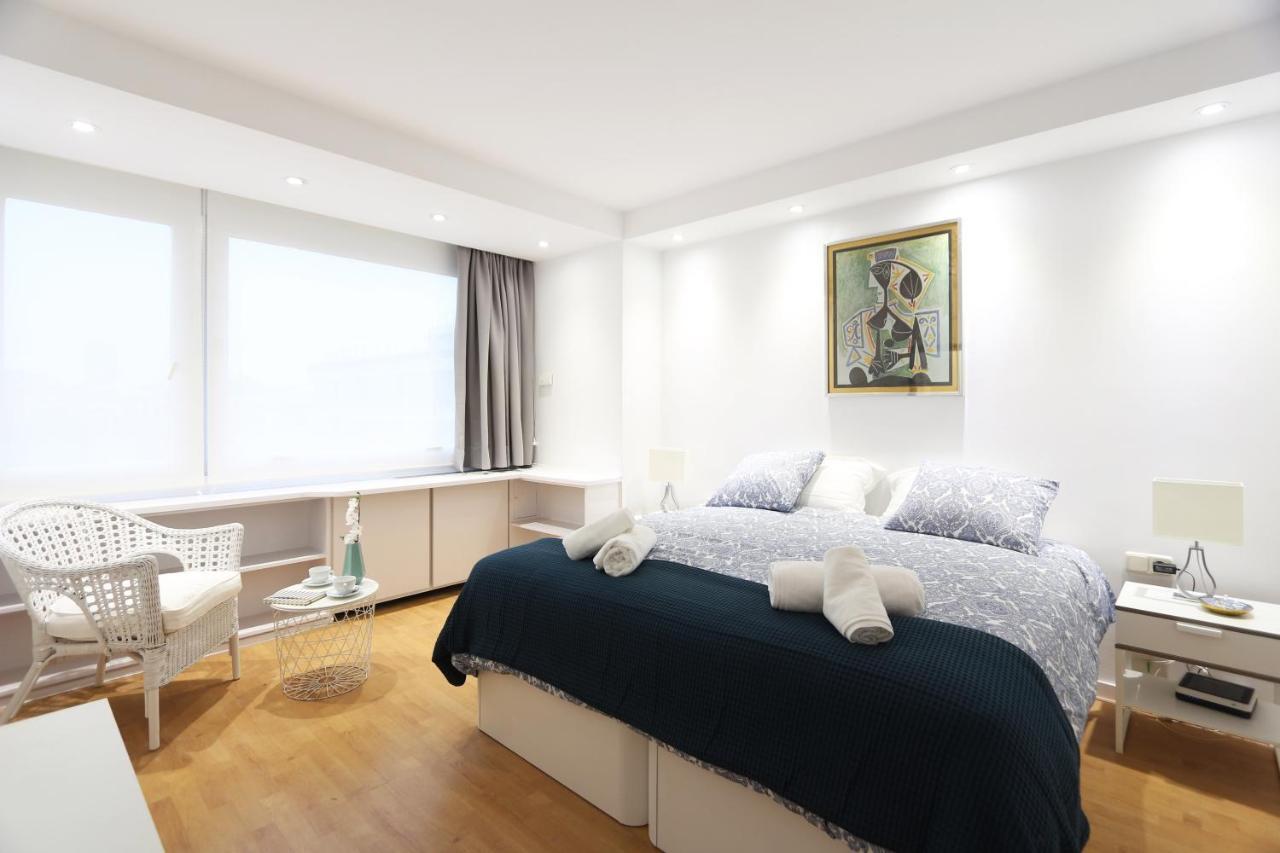 Urbantec Realty - Plaza De Colon Apartment Madrid Exterior photo